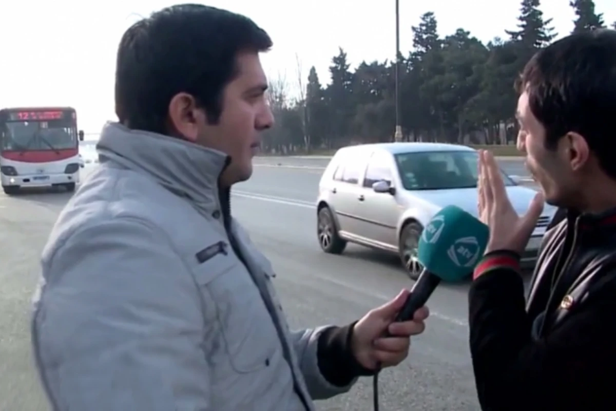 В Баку против пешеходов могут установить высокие металлические заборы (видео)