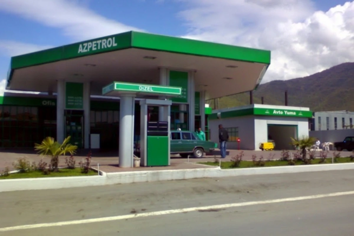 Azpetrol прокомментировала многочисленные жалобы о надувательстве на собственных заправках