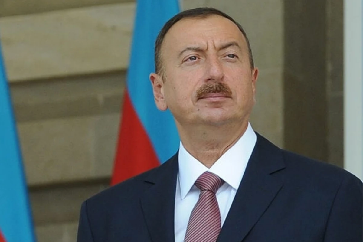 Ильхам Алиев созвал министров