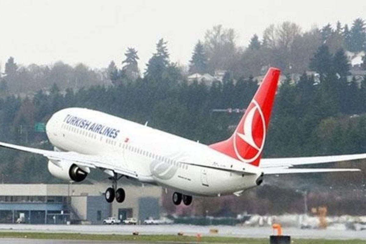 Qarlı hava İstanbul-Bakı reysini təxirə saldı Qarlı hava İstanbul-Bakı reysini təxirə saldı