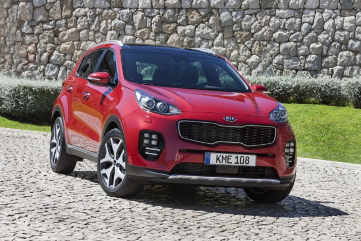 Kia готовится к старту официальных европейских продаж нового Sportage (галерея, видео)