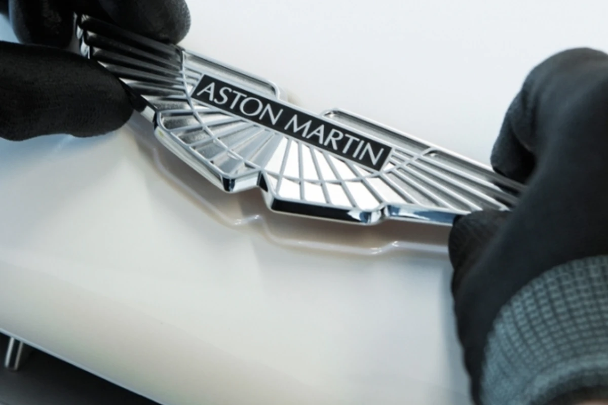 Уникальное фото суперкара Aston Martin DB11 без камуфляжа