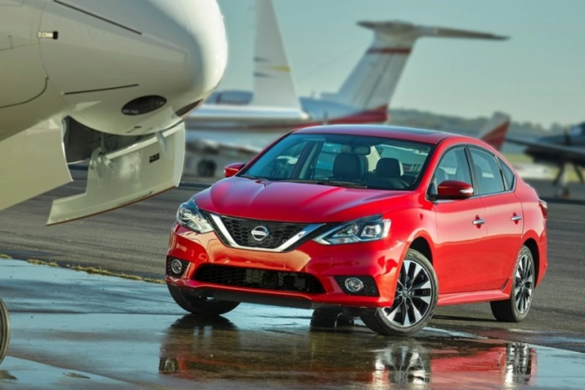 Nissan Sentra станет хэтчбеком