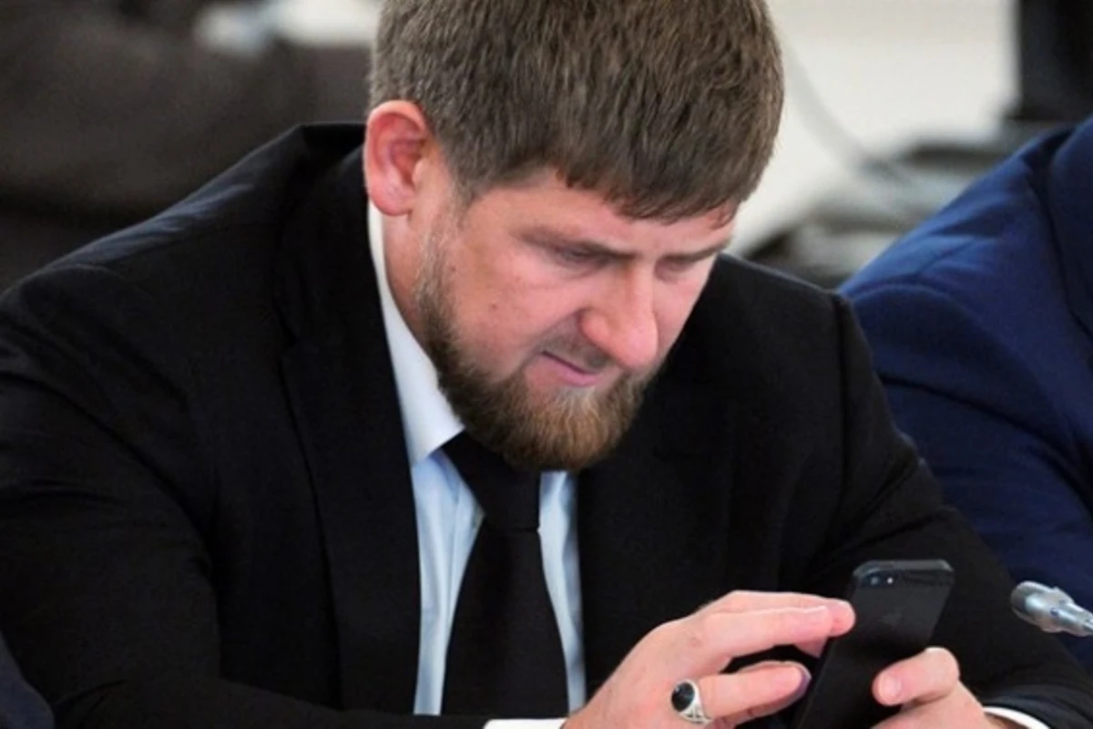 Рамзан Кадыров недоволен соцсетью Instagram (видео) Рамзан Кадыров недоволен соцсетью Instagram (видео)