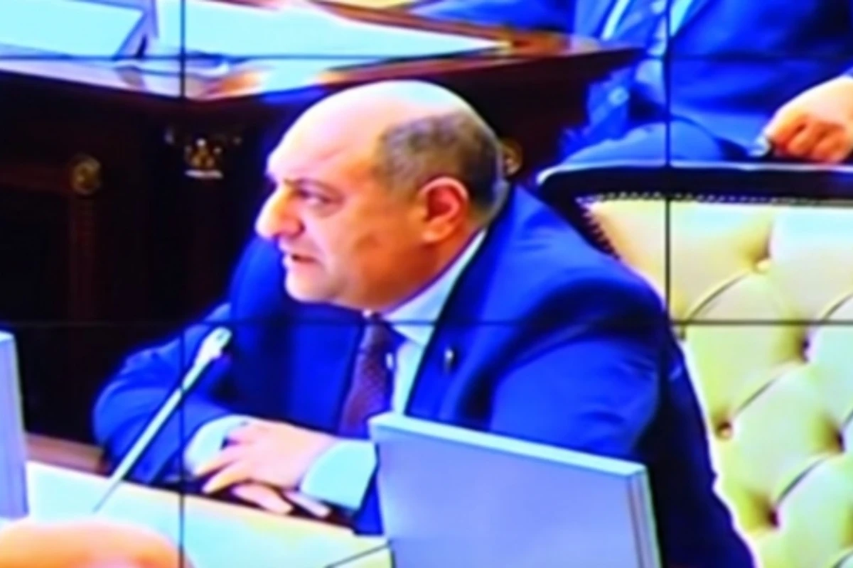Millət vəkili: Sahibkarlar deyir monopoliya bərpa olunsun (VİDEO) Millət vəkili: Sahibkarlar deyir monopoliya bərpa olunsun (VİDEO)