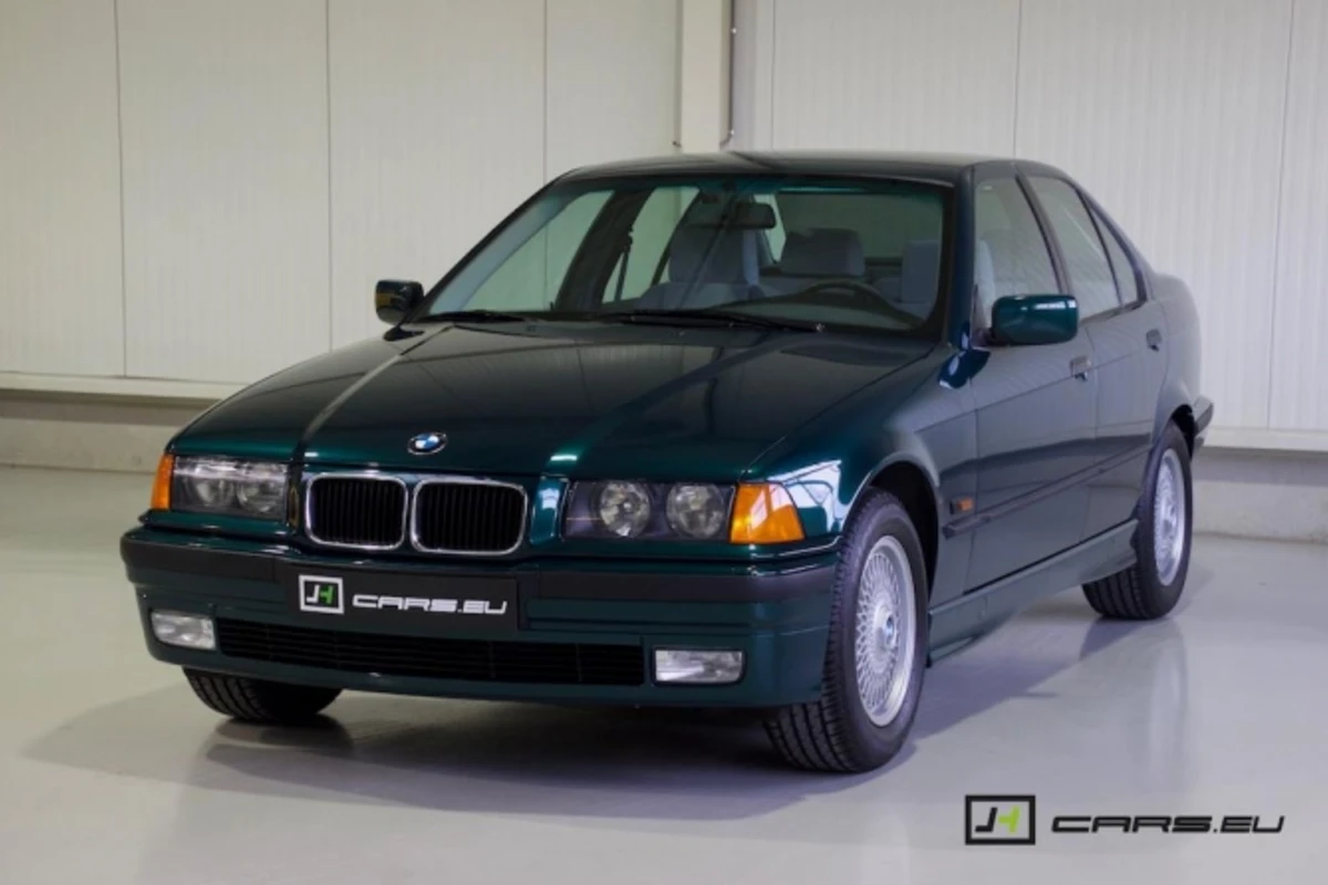 BMW 320i с самым маленьким пробегом в мире за 56 тысяч долларов (галерея)