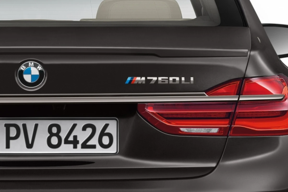 Официально представлен 600-сильный седан BMW M760li XDrive (галерея)