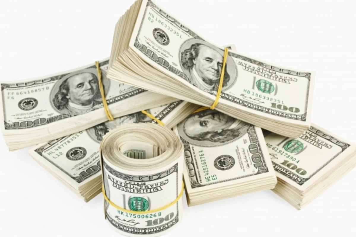 Azərbaycanda dollar ucuzlaşdı (RƏSMİ) Azərbaycanda dollar ucuzlaşdı (RƏSMİ)