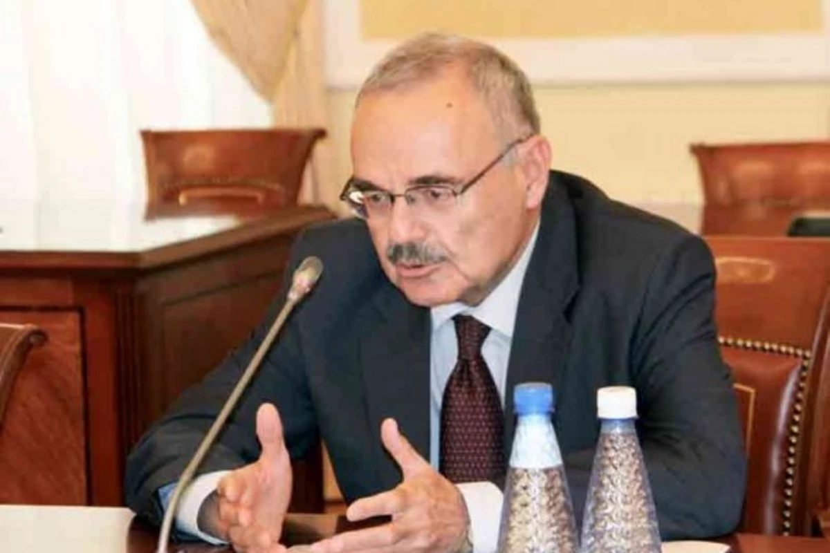 Артур Расизаде рассказал анекдот
