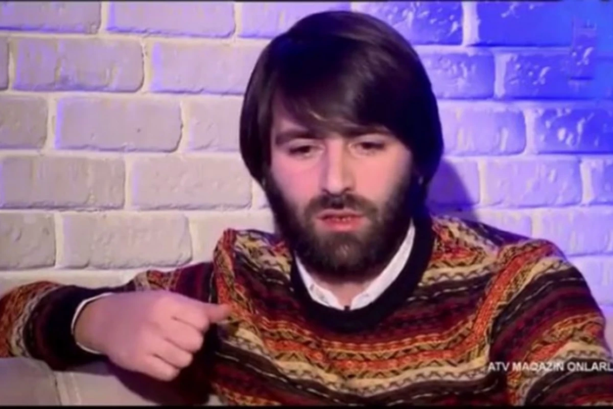 Elşad Xose dostu ilə birlikdə maşınla piyadanı vurub öldürüb (VİDEO) Elşad Xose dostu ilə birlikdə maşınla piyadanı vurub öldürüb (VİDEO)