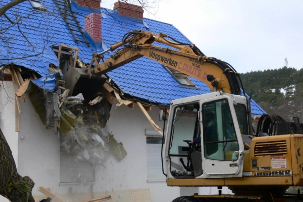 В Баку снесут 35 жилых домов (адреса)