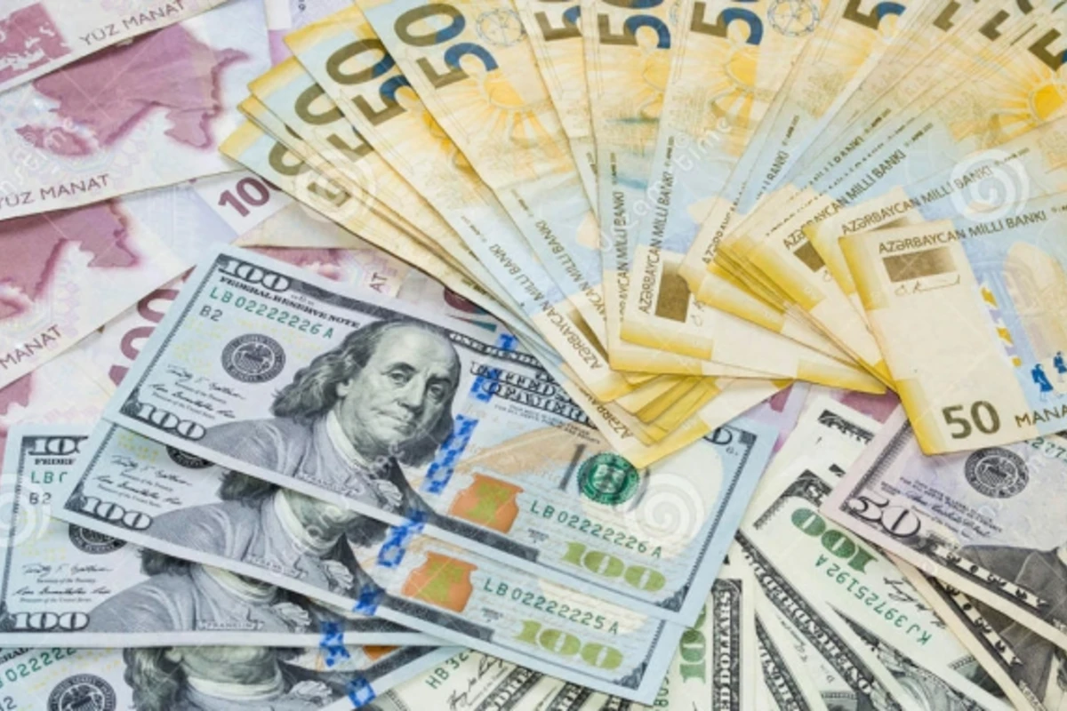 Azərbaycanda dollar bahalaşdı (RƏSMİ) Azərbaycanda dollar bahalaşdı (RƏSMİ)