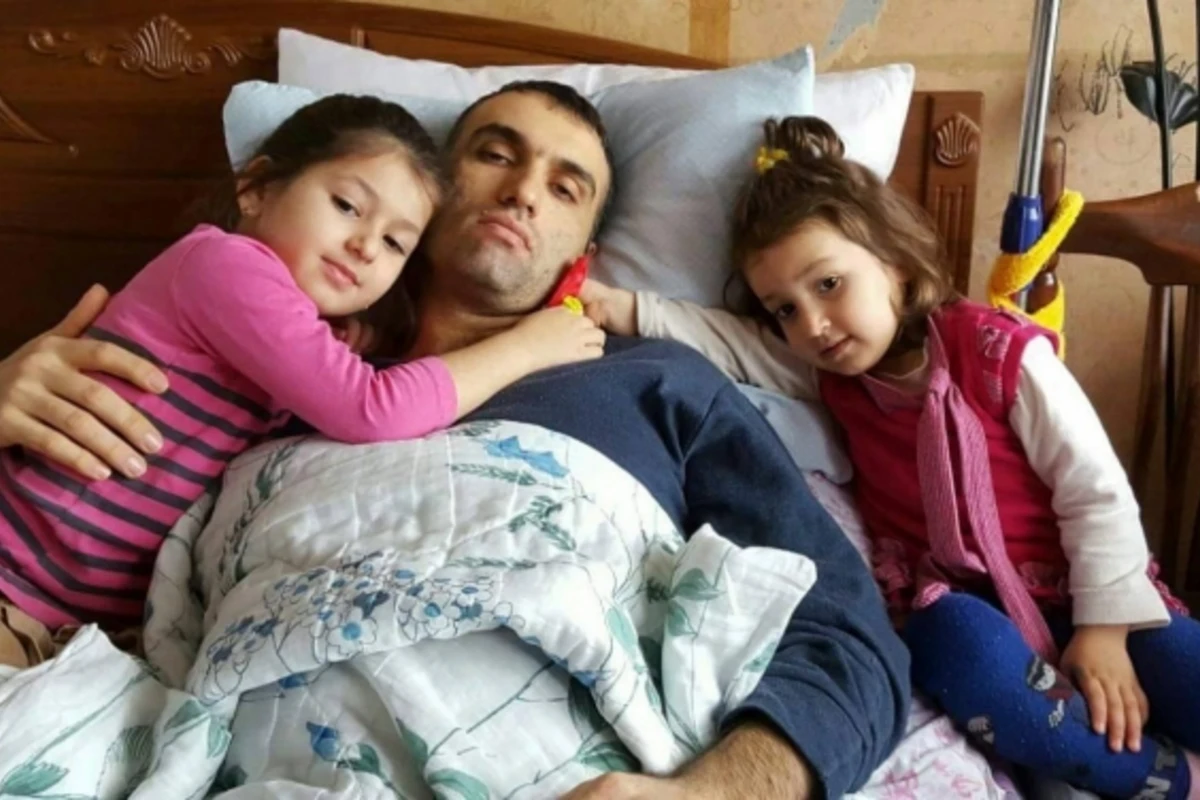 Благотворительная акция в помощь Эмину Ахундову (фото) Благотворительная акция в помощь Эмину Ахундову (фото)
