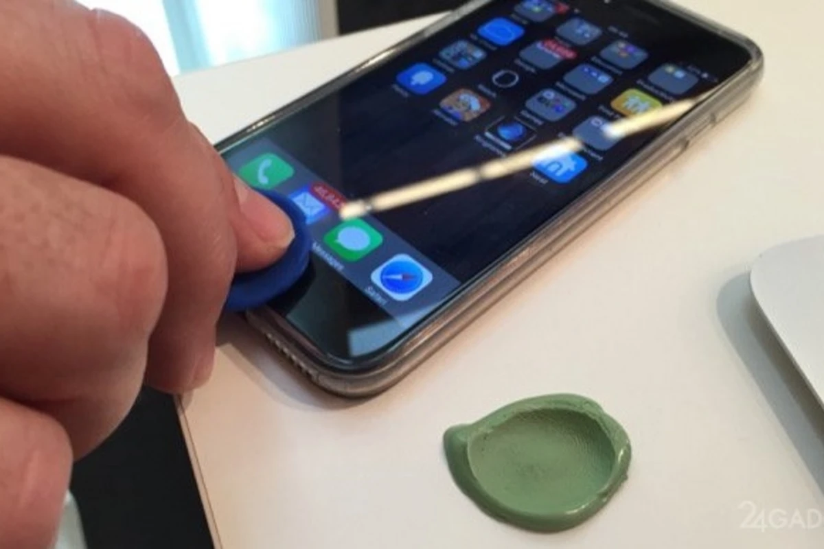 Взлом iPhone за 10 минут (видео)