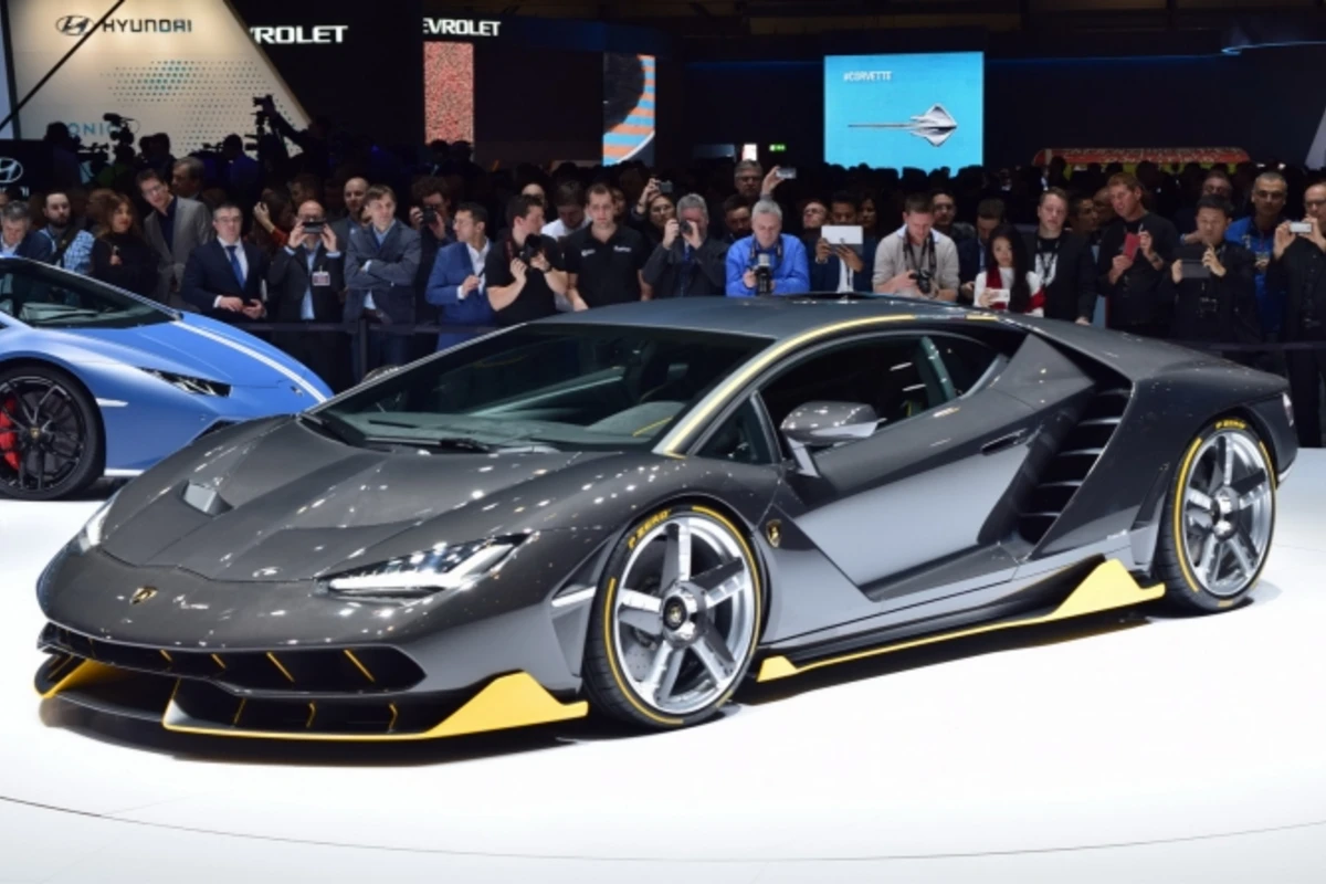Самый мощный Lamborghini дебютировал в Женеве (видео)