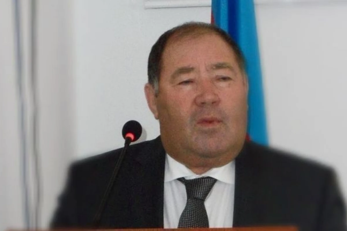 Уволенный Ильхамом Алиевым глава ИВ решил жениться