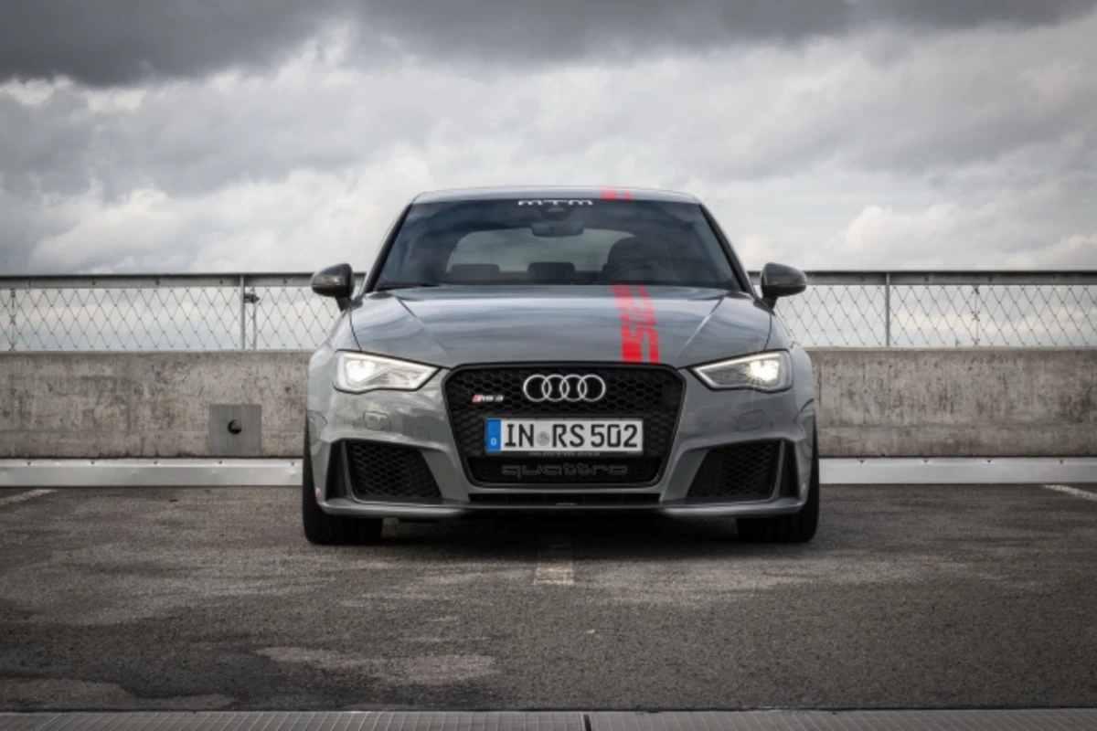 В Женеве представлена тюнинговая версия Audi RS3 (видео)