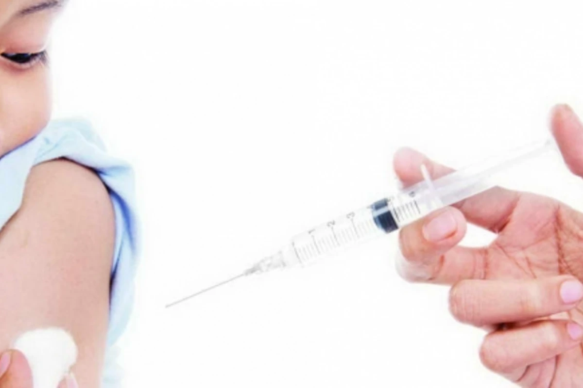 Azərbaycanda uşaqlar üçün yeni peyvəndin tətbiqinə başlanılıb Azərbaycanda uşaqlar üçün yeni peyvəndin tətbiqinə başlanılıb