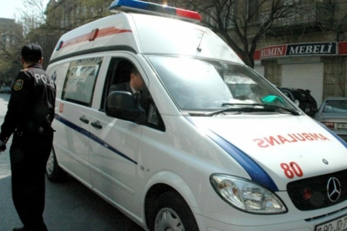 В Азербайджане начальника сбила машина