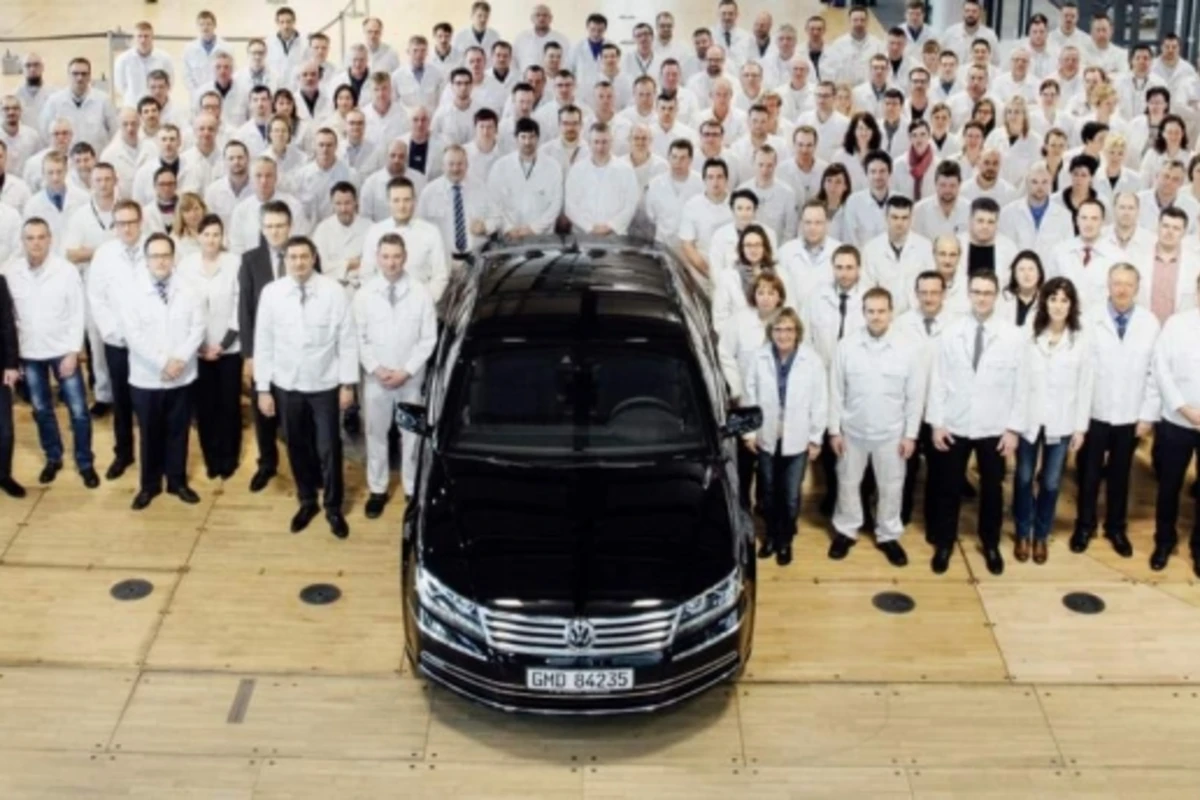 Volkswagen выпустила последний экземпляр седана Phaeton