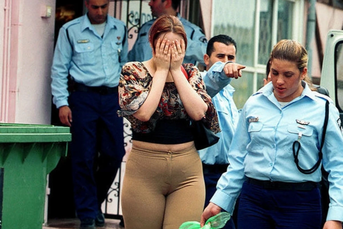 Türkiyədə fahişəliklə məşğul olan azərbaycanlı qadınlar tutuldu Türkiyədə fahişəliklə məşğul olan azərbaycanlı qadınlar tutuldu