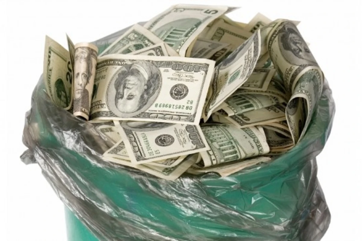 Azərbaycanda dollar qəfil ucuzlaşdı (RƏSMİ) Azərbaycanda dollar qəfil ucuzlaşdı (RƏSMİ)