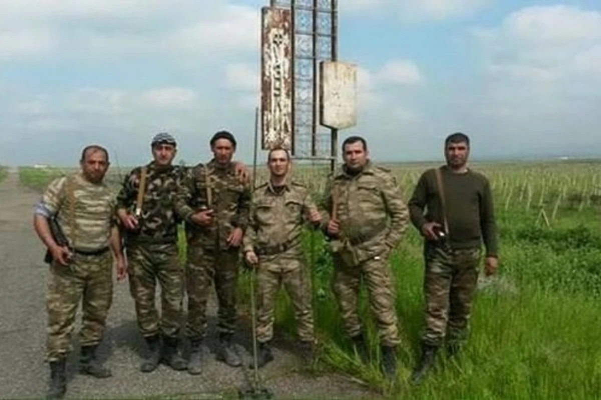 Азербайджанские бойцы на подступах к Физули и Джебраилу (фото) Азербайджанские бойцы на подступах к Физули и Джебраилу (фото)