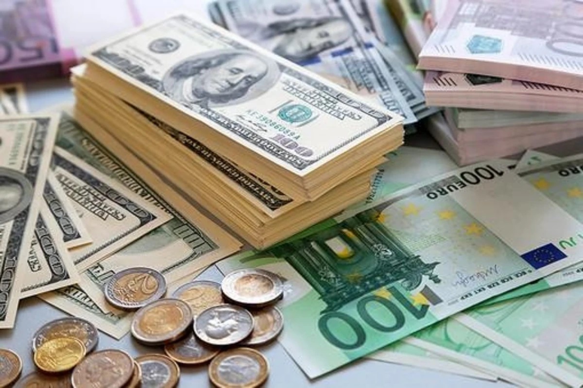 Dollar 60-70 qəpik olacaq Dollar 60-70 qəpik olacaq