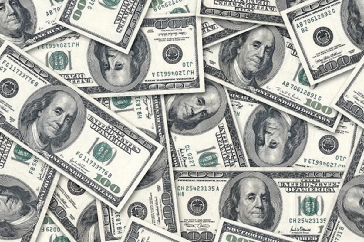 Dollar həftəyə bu kursla başladı (RƏSMİ) Dollar həftəyə bu kursla başladı (RƏSMİ)