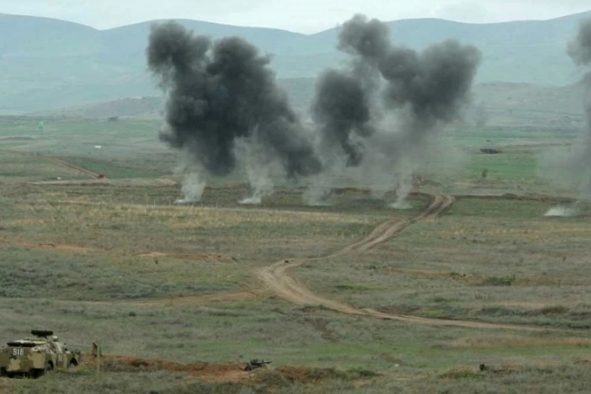 Ordumuz düşmən səngərlərinə zərbələr endirdi