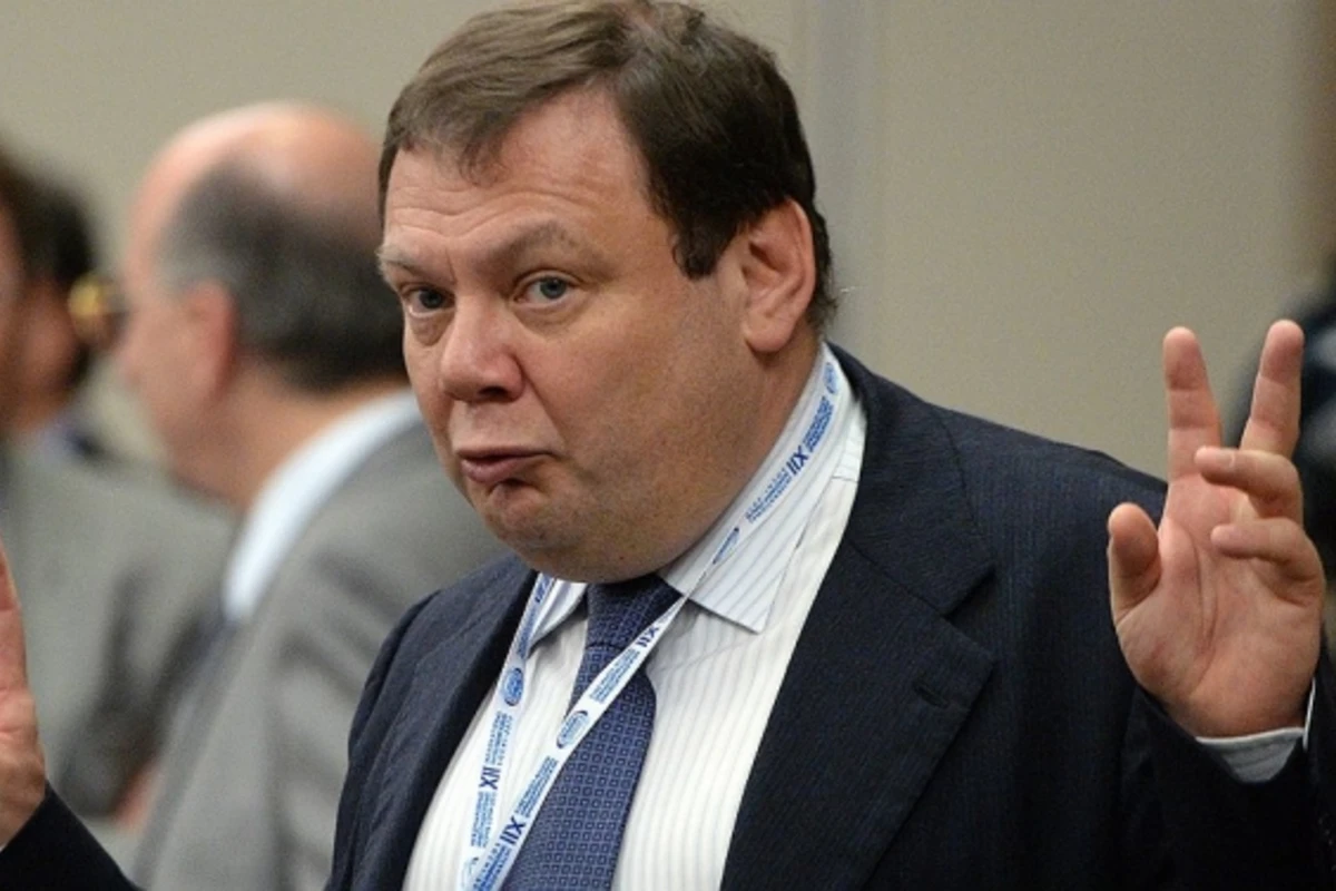 Forbes назвал богатейших холостяков России (список)
