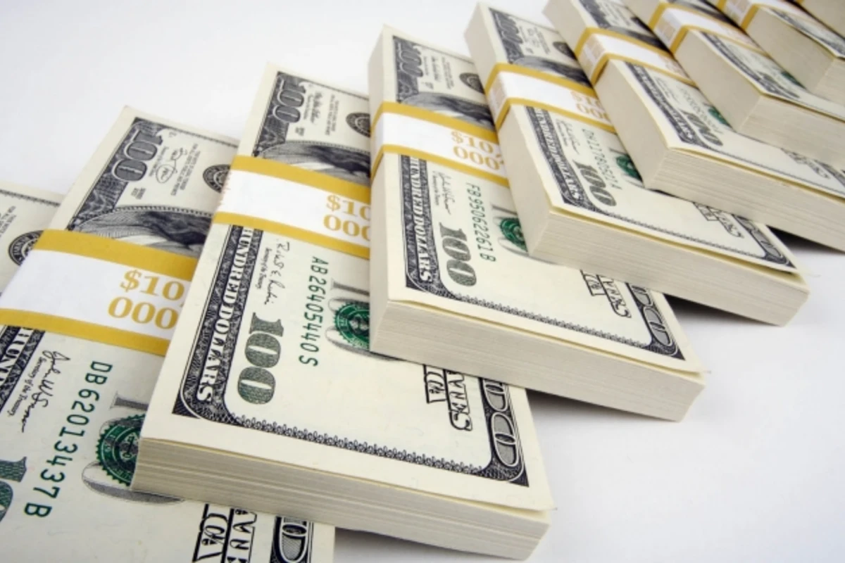 Dollarla krediti kim ala bilər? Dollarla krediti kim ala bilər?