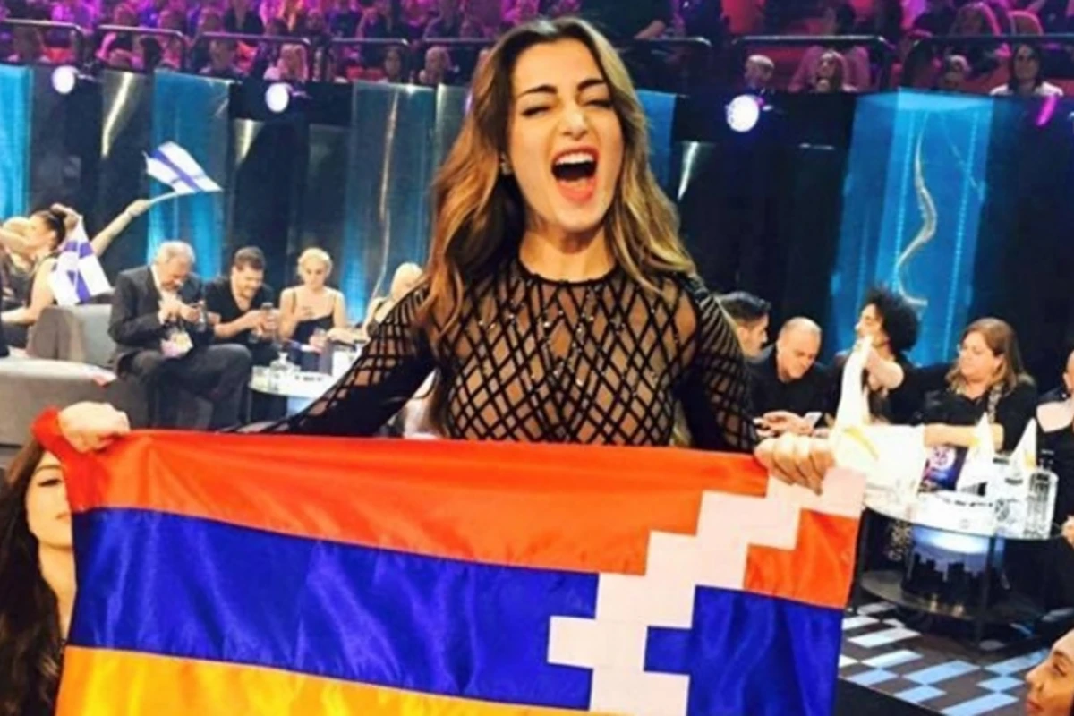 “Eurovision”dakı erməni təxribatına - XİN-dən cavab gəldi (VİDEO) “Eurovision”dakı erməni təxribatına - XİN-dən cavab gəldi (VİDEO)