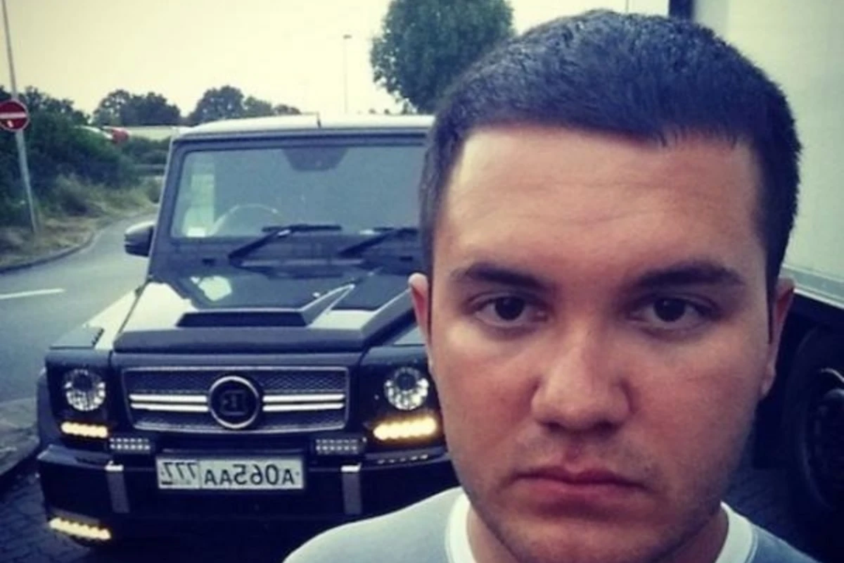 Azərbaycanlı milyarderin oğlu Rusiyanın ən varlı varisi oldu (FOTO) Azərbaycanlı milyarderin oğlu Rusiyanın ən varlı varisi oldu (FOTO)