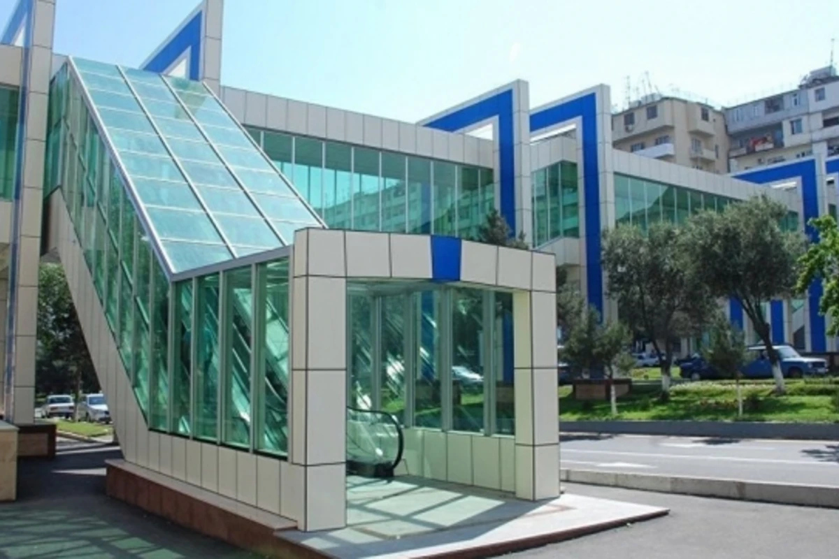 Новшество на бакинских дорогах