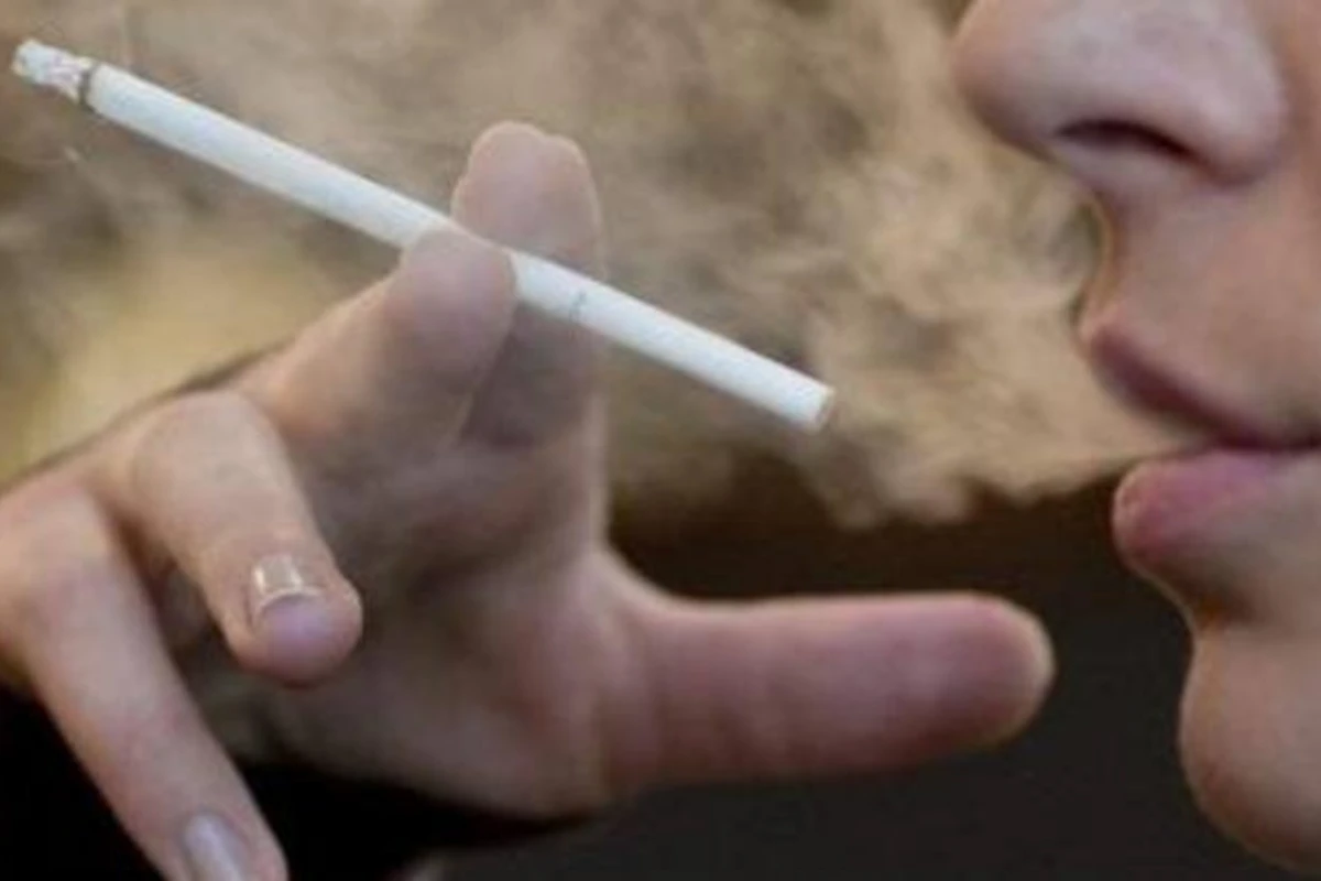 В Азербайджане могут запретить продажу тонких сигарет