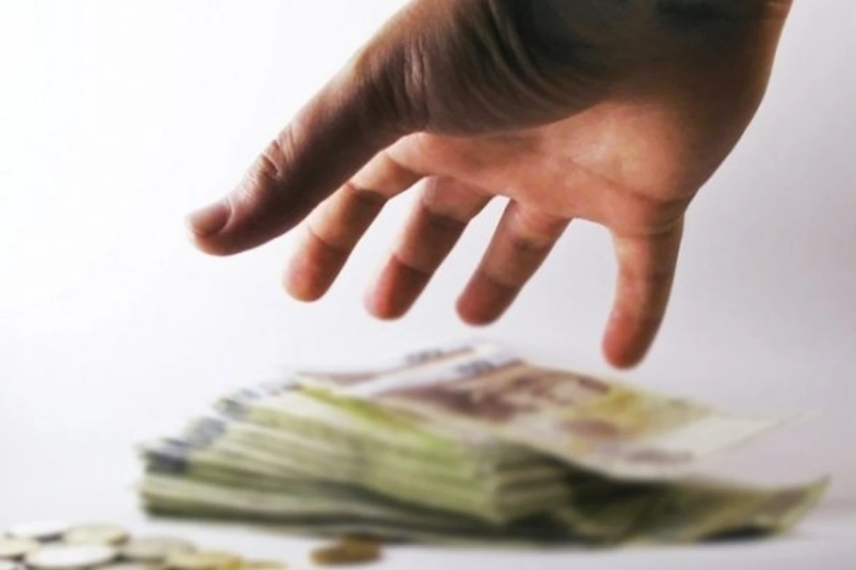 В чей карман в Азербайджане ежегодно попадают 60 млн долларов?