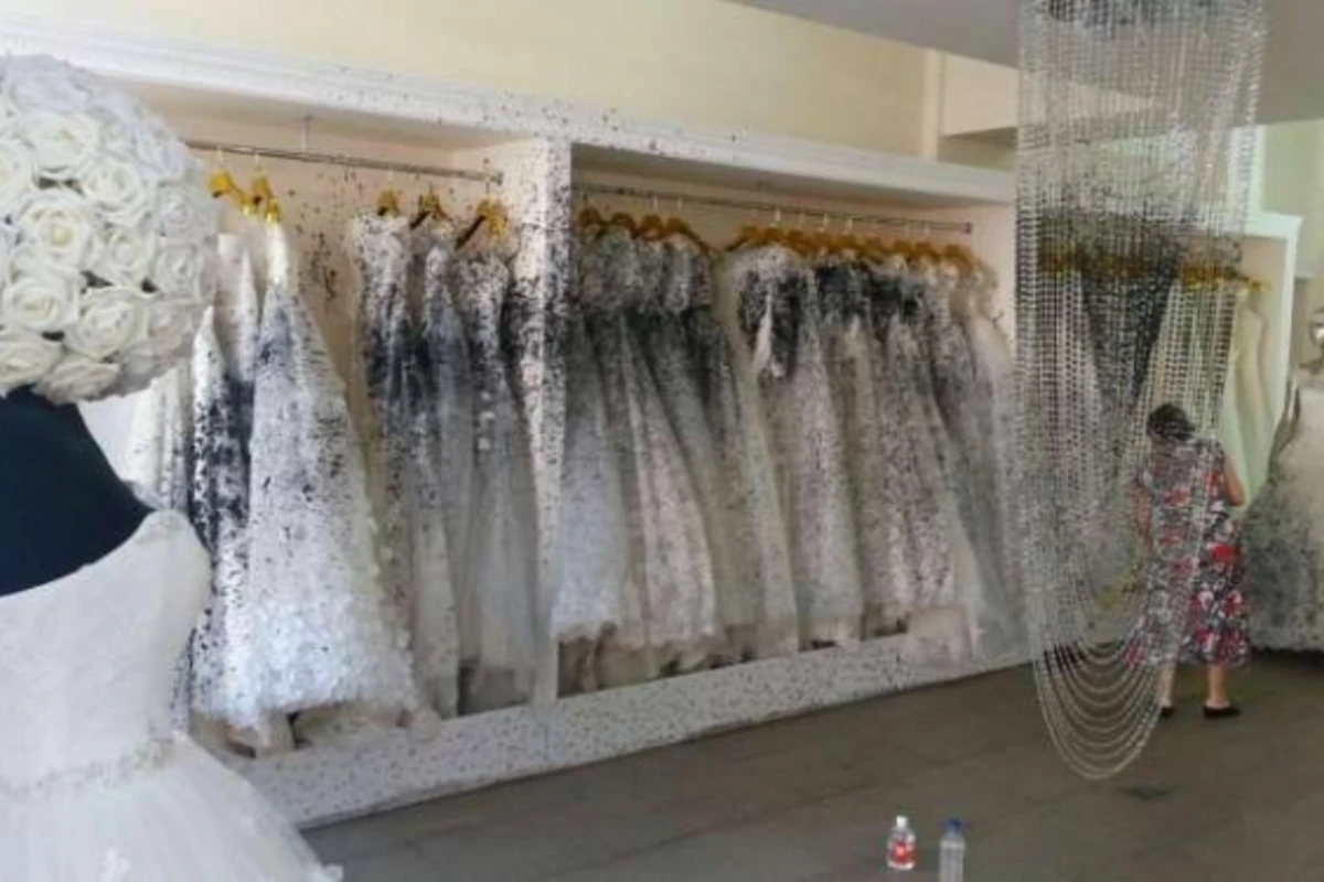 В Баку на модный дом совершено дерзкое нападение (фото)