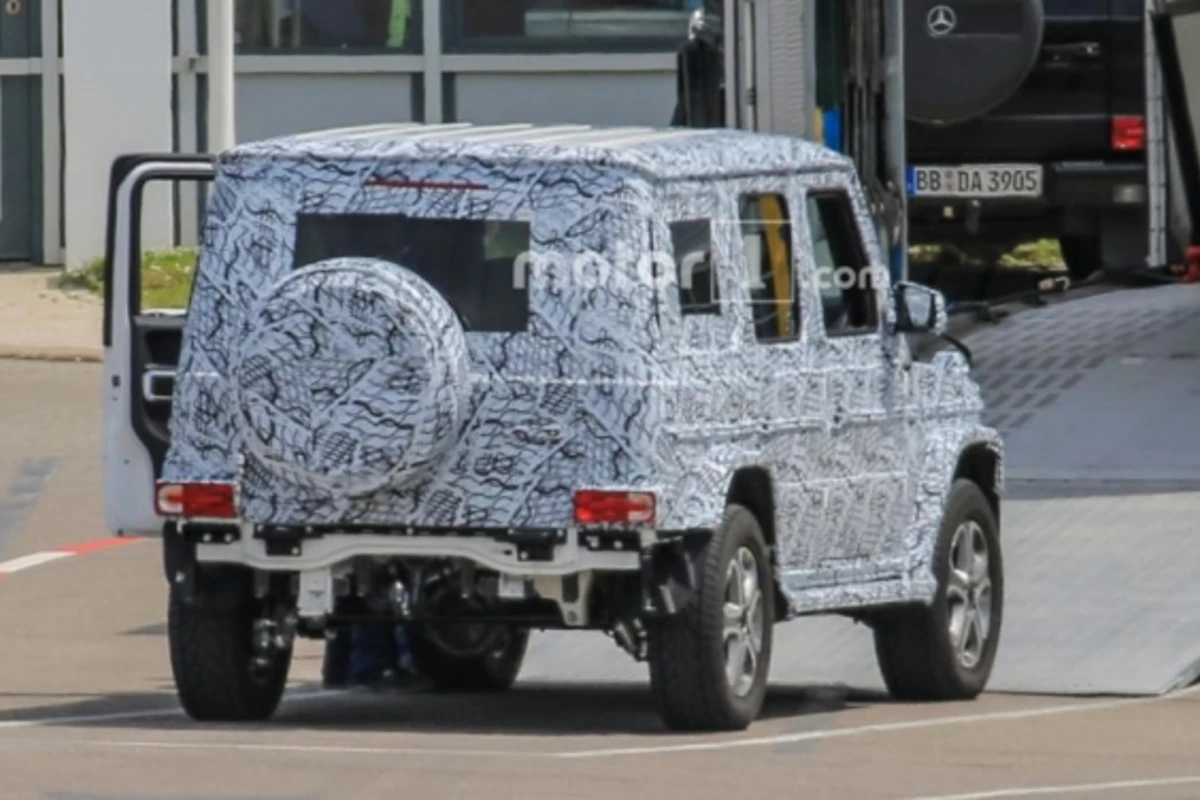 “Мерседес” вывел на тесты новый G-Class (фото)