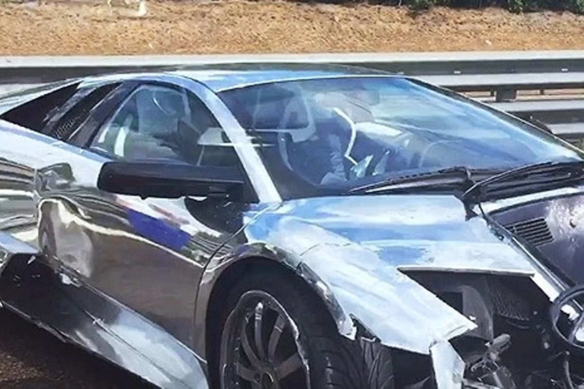 Авария элитного авто за 15 млн попала на видео