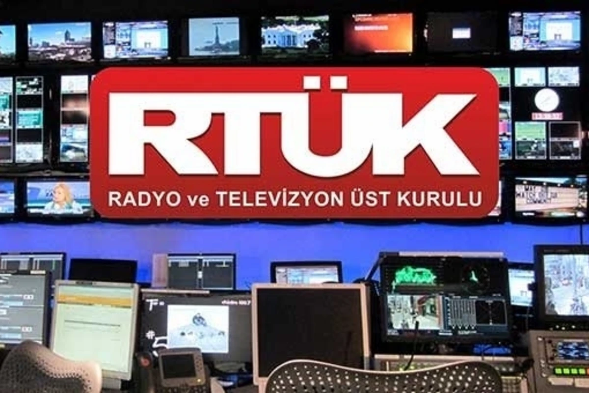 Эрдоган закрыл более 20 каналов