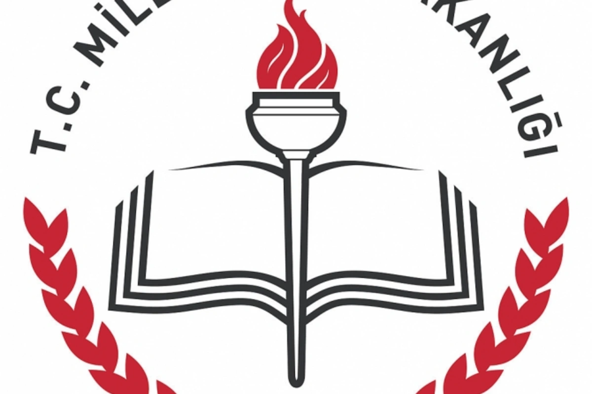 Türkiyə Təhsil Nazirliyinin 15 mindən çox əməkdaşı qovuldu