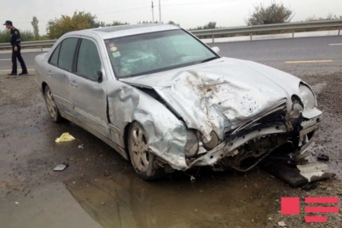 Цепная авария в Азербайджане унесла одну жизнь и покалечила троих человек