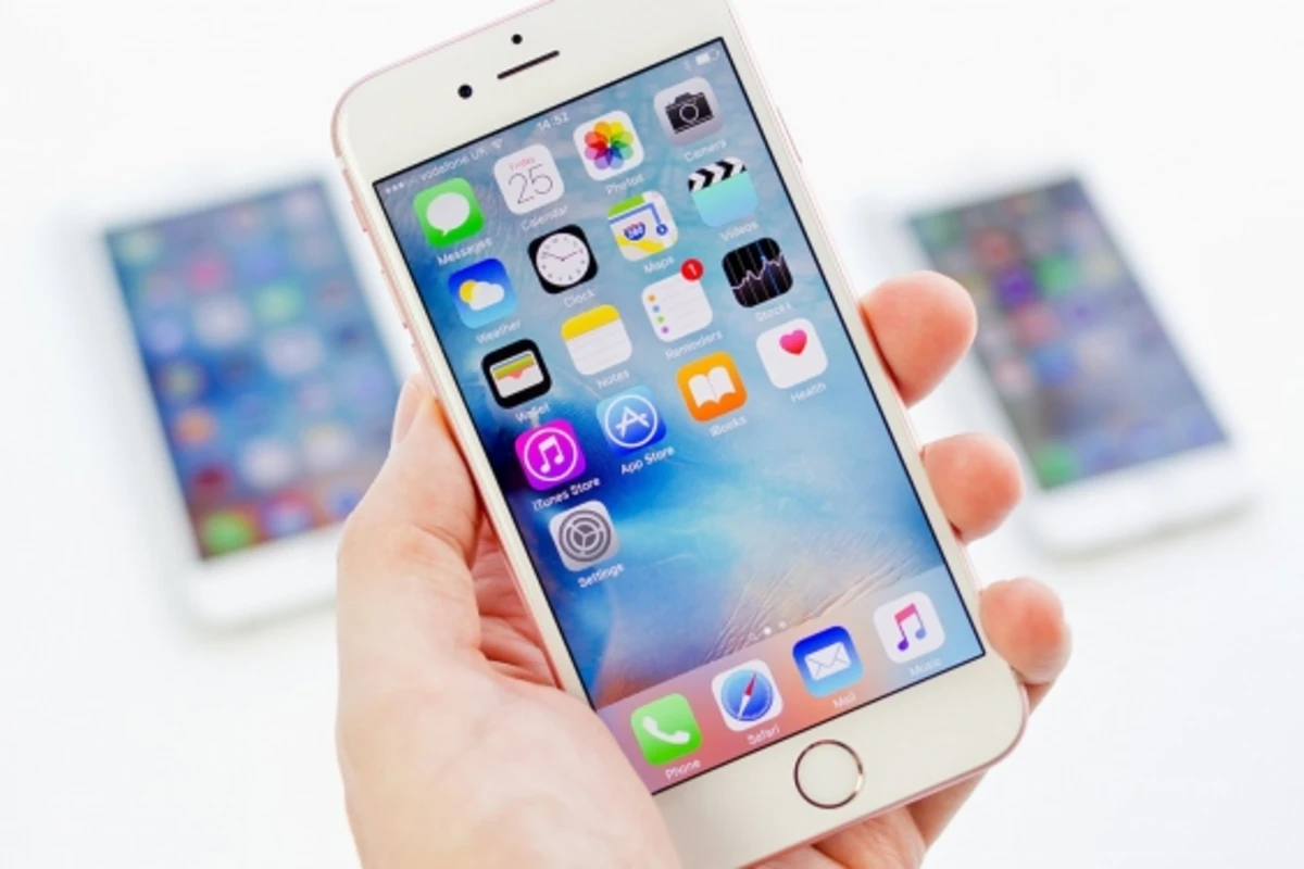 Любителям iPhone предложили гаджет за миллион долларов (фото)