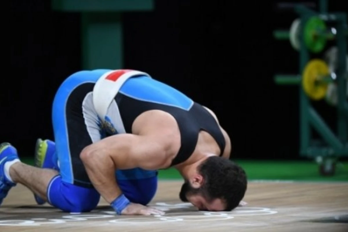 “Nicat burda qalsaydı nə dünya, nə də Olimpiya çempionu olardı” “Nicat burda qalsaydı nə dünya, nə də Olimpiya çempionu olardı”