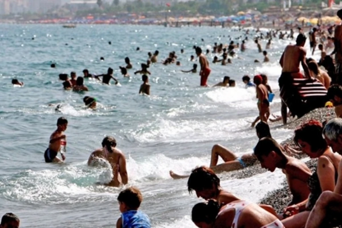 Azərbaycanda çimərliklərlə bağlı vacib qərar verildi Azərbaycanda çimərliklərlə bağlı vacib qərar verildi