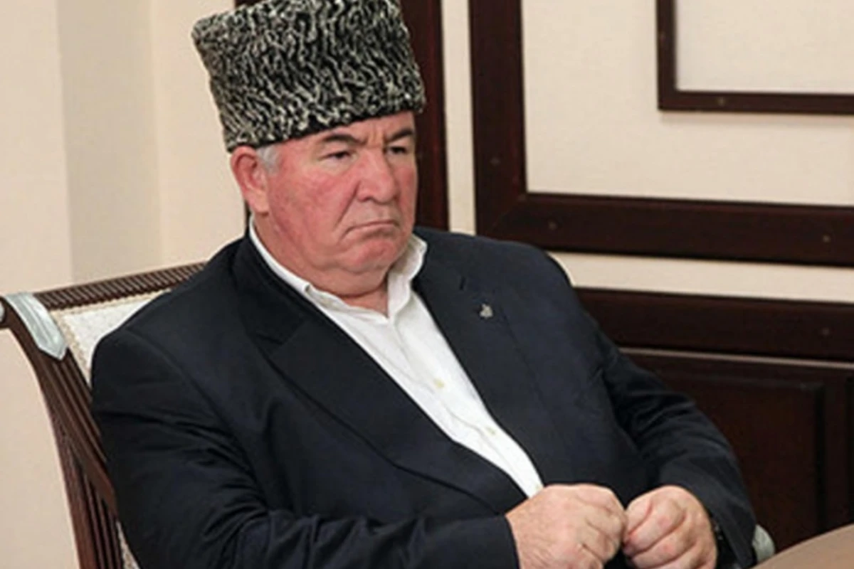 Rusiyalı müfti: Ölkədə bütün qadınları sünnət etmək lazımdır Rusiyalı müfti: Ölkədə bütün qadınları sünnət etmək lazımdır