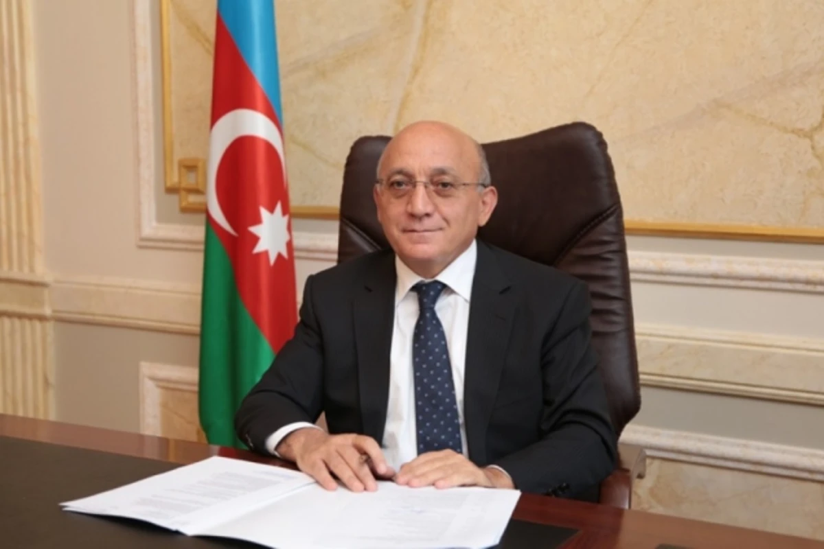 “Falçılığa, insanların aldadılmasına qarşı mübarizə aparılmalıdır” “Falçılığa, insanların aldadılmasına qarşı mübarizə aparılmalıdır”