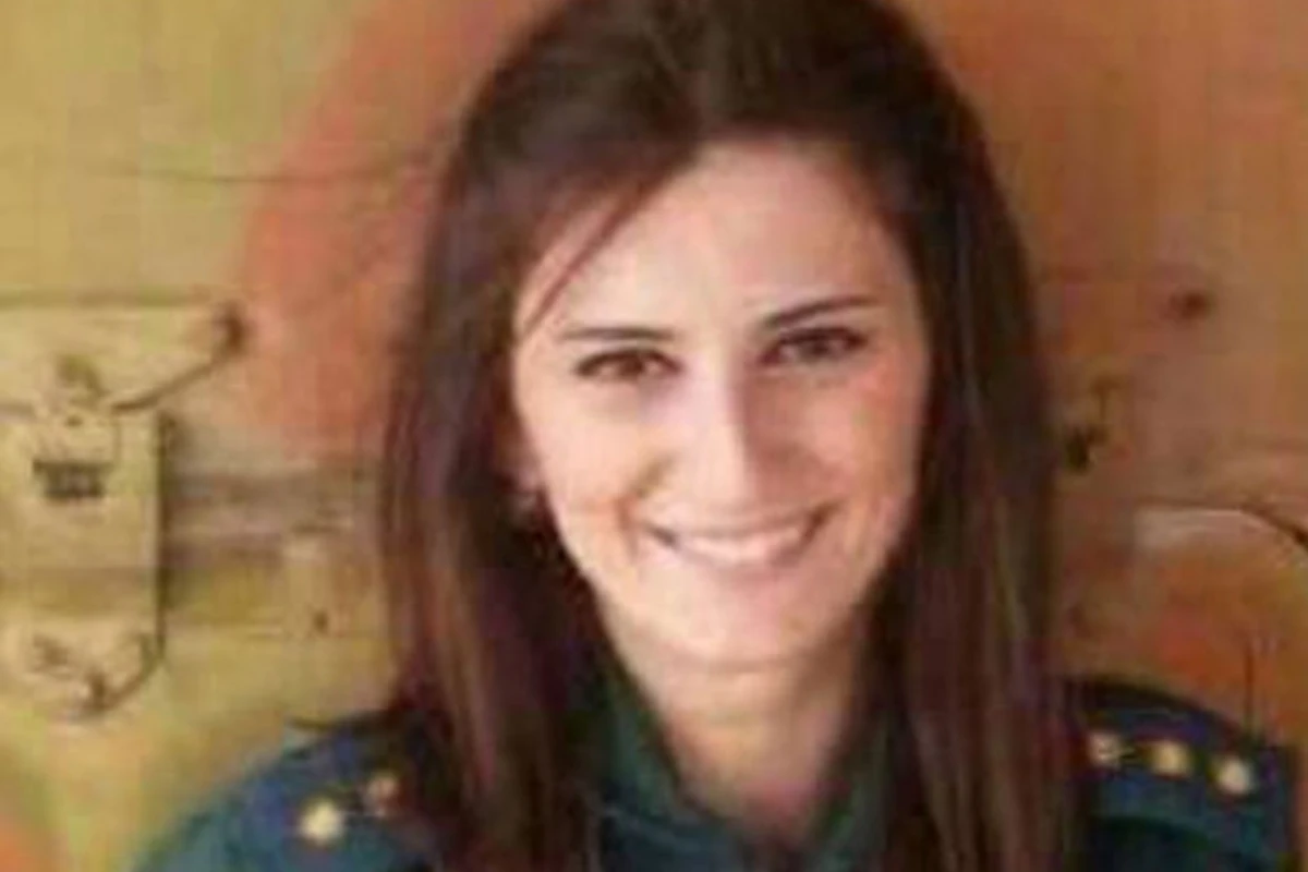 Bakıda ölən hamilə qadın pilot imiş (YENİLƏNİB, FOTO) Bakıda ölən hamilə qadın pilot imiş (YENİLƏNİB, FOTO)