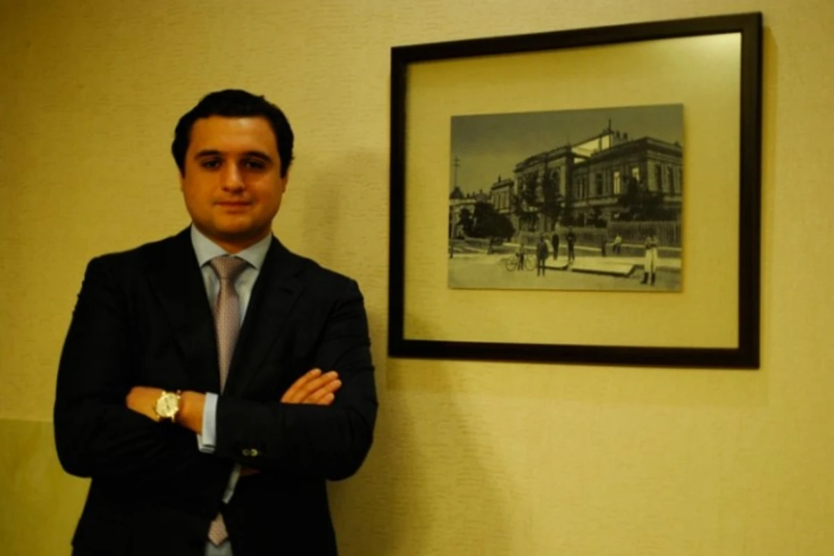 Eldar Mahmudovun oğlu Nardaranda saxlanıldı Eldar Mahmudovun oğlu Nardaranda saxlanıldı